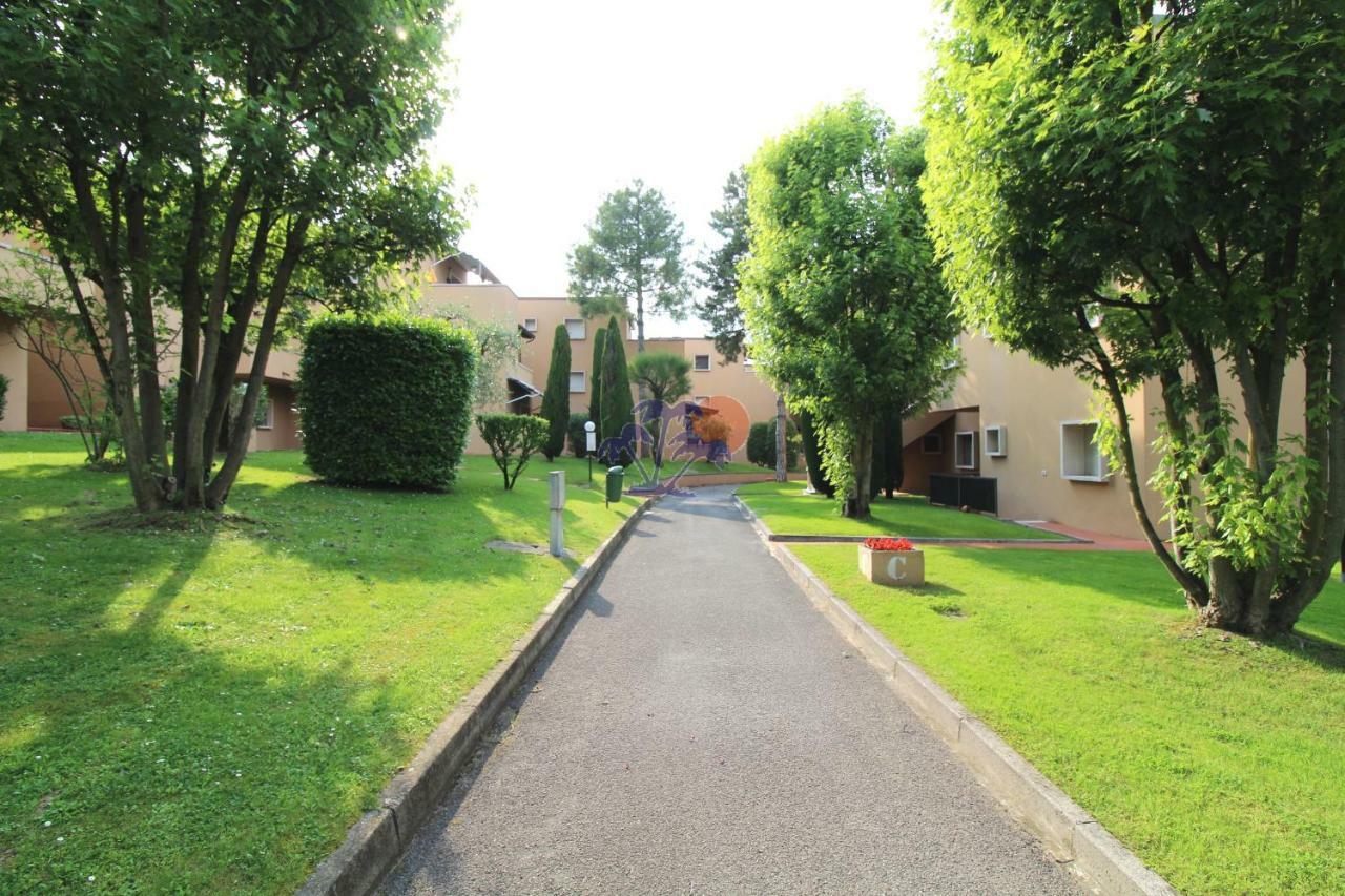 Appartamenti La Madonnina Peschiera del Garda Exteriör bild